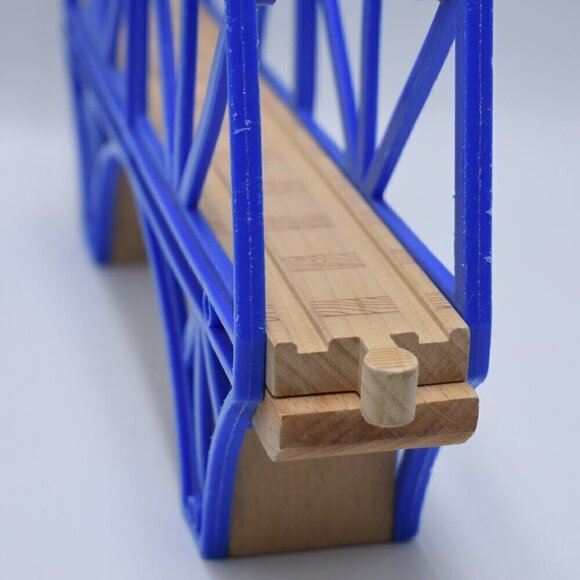 Blue Sodor Bay Bridge 12" Thomas & Friends Wooden Railway Trains Wood Playset - Picture 7 of 9